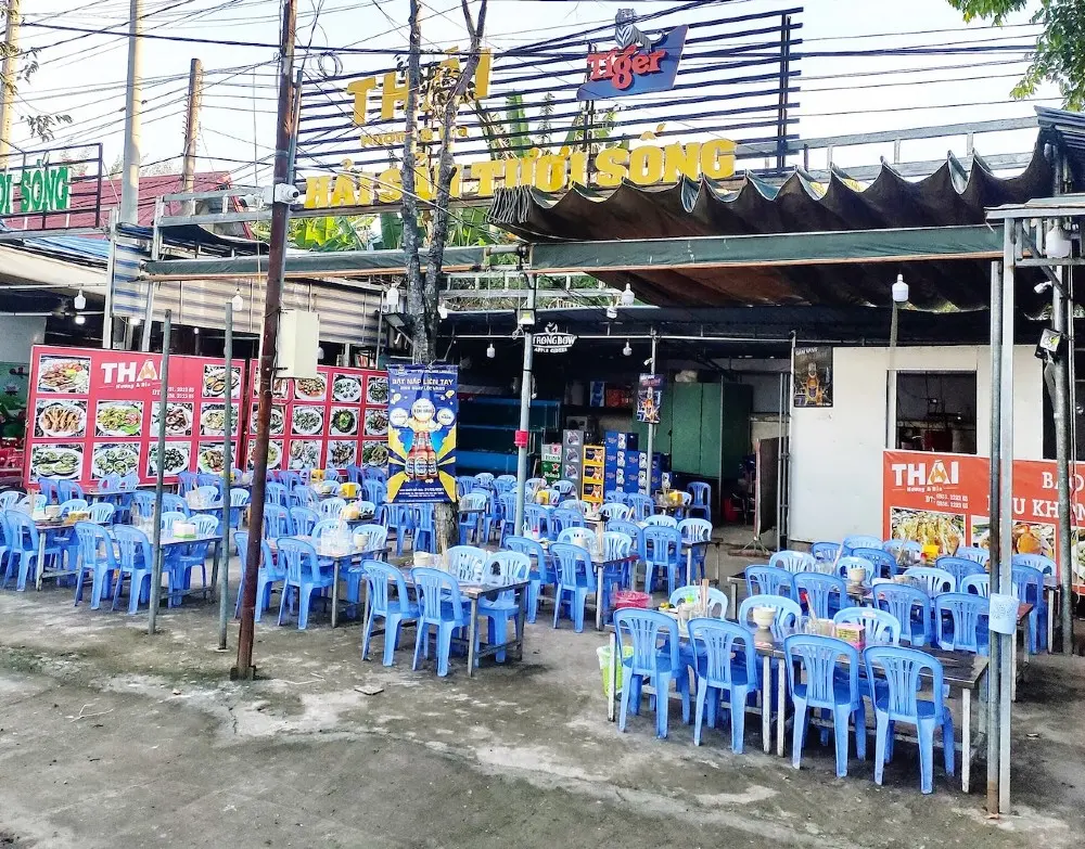 No nê căng cả bụng với bữa hải sản thơm ngon tại Quán Thái Nướng