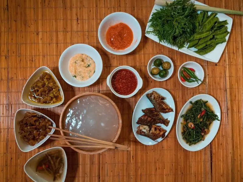 Ambuyat: Món ăn dẻo quánh lạ miệng mang đậm hương vị Brunei 3