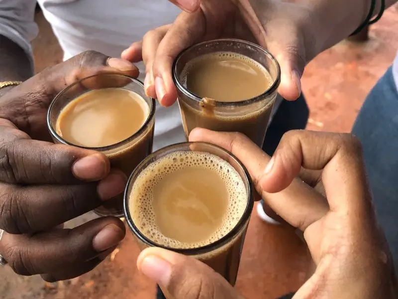 Kh&aacute;m ph&aacute; Masala Chai, n&eacute;t tinh t&uacute;y trong văn h&oacute;a tr&agrave; Ấn Độ 5