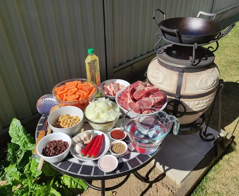 Plov m&oacute;n cơm thập cẩm di sản của người Uzbekistan 9