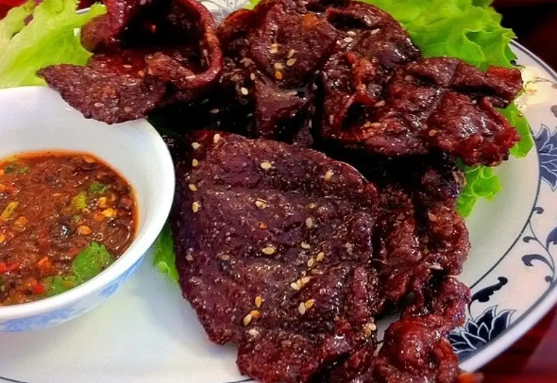 Top 14 đặc sản L&agrave;o ngon nức tiếng bạn kh&ocirc;ng thể bỏ lỡ 14