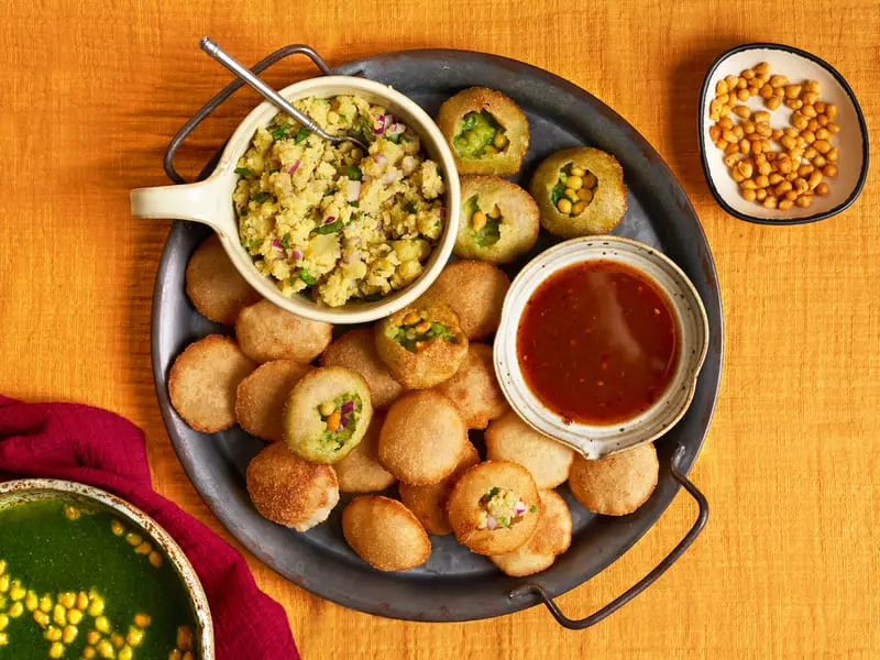 Trải nghiệm ẩm thực đường phố c&ugrave;ng m&oacute;n Pani Puri ngon trứ danh Ấn Độ 10