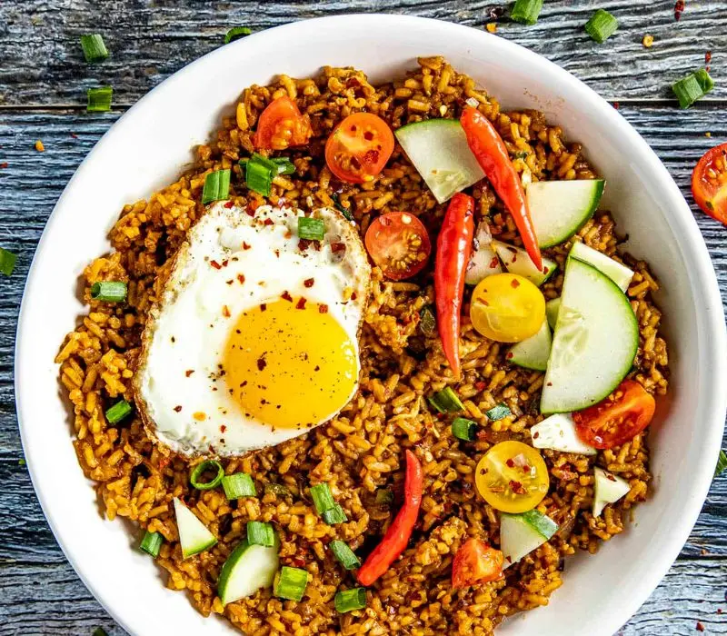 Nasi Goreng, món ăn gói trọn dư vị ẩm thực Indonesia