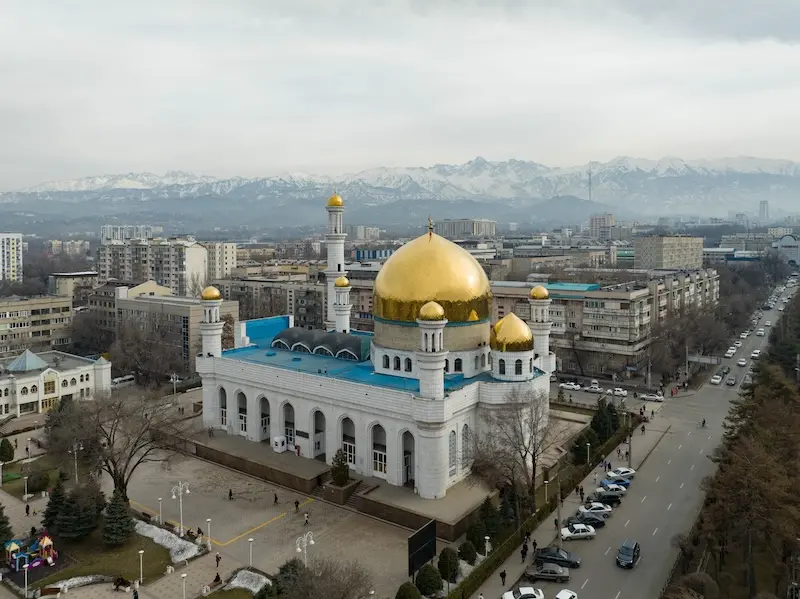 Almaty, Kazakhstan: H&agrave;nh tr&igrave;nh du lịch đến &ldquo;th&agrave;nh phố t&aacute;o&rdquo; với 9 địa điểm nổi tiếng 12