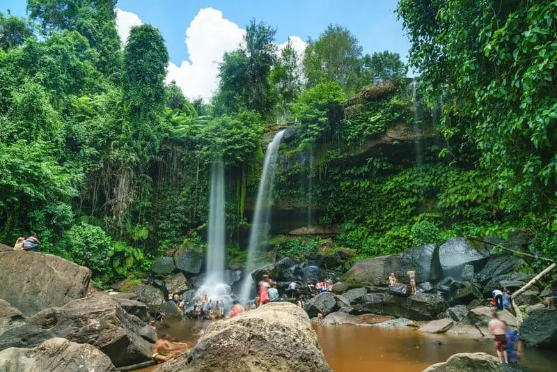 Băng rừng kh&aacute;m ph&aacute; Phnom Kulen, khu vườn văn h&oacute;a tại Siem Riep 2
