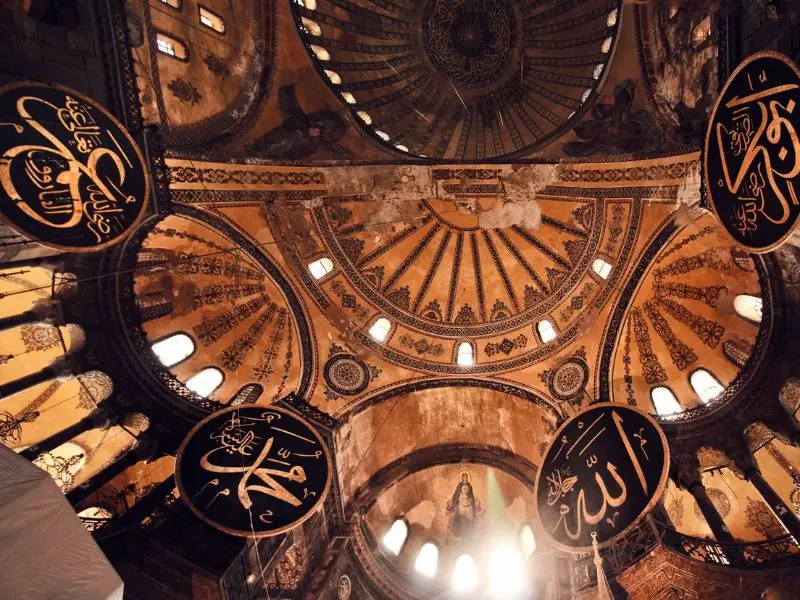 Cẩm nang du lịch Istanbul với n&eacute;t đẹp giao thoa văn h&oacute;a &Aacute;-&Acirc;u 12