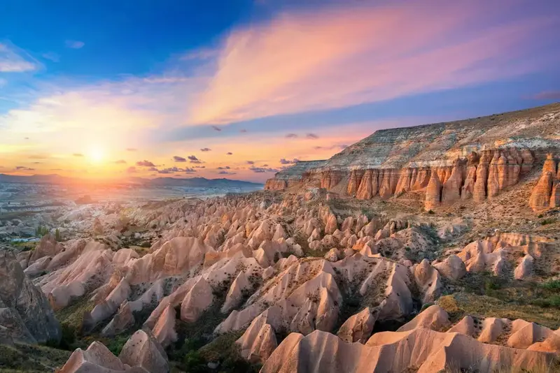 Cappadocia, xứ sở thần ti&ecirc;n từ đ&aacute; ở Thổ Nhĩ Kỳ 10
