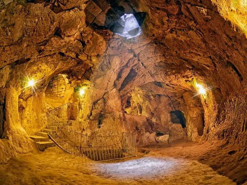 Cappadocia, xứ sở thần ti&ecirc;n từ đ&aacute; ở Thổ Nhĩ Kỳ 11