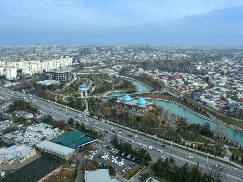 Du h&iacute; Uzbekistan v&agrave; kh&aacute;m ph&aacute; Tashkent hơn ngh&igrave;n năm tuổi 11