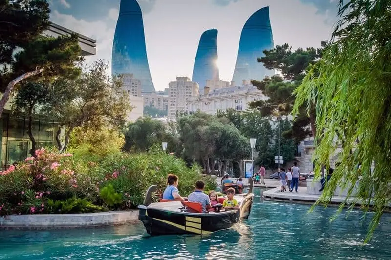Du lịch Azerbaijan, sắc m&agrave;u văn h&oacute;a du mục nơi &lsquo;Con đường tơ lụa&rsquo; 10