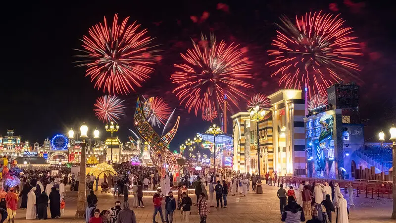 Du lịch Dubai Tết trải nghiệm bầu kh&ocirc;ng kh&iacute; giao thoa văn h&oacute;a 4