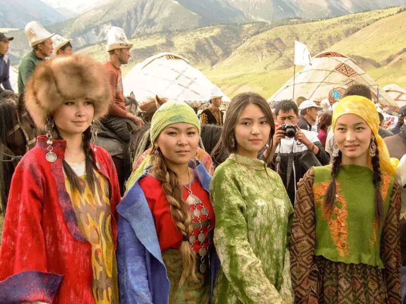 Du lịch Kyrgyzstan, khám phá miền đất đẹp như tranh vẽ 4