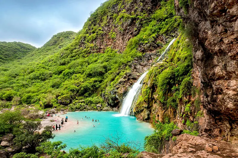 Du lịch Oman, kh&aacute;m ph&aacute; bức tranh văn h&oacute;a huyền b&iacute; Trung Đ&ocirc;ng 11