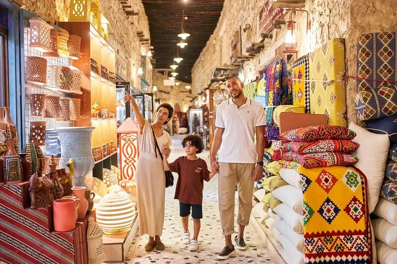 Du lịch Qatar giải m&atilde; vẻ đẹp tương phản của th&agrave;nh phố tương lai 7