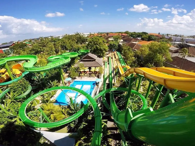 Đường trượt nước Waterbom Bali khuấy đảo cuối tuần s&ocirc;i động 2