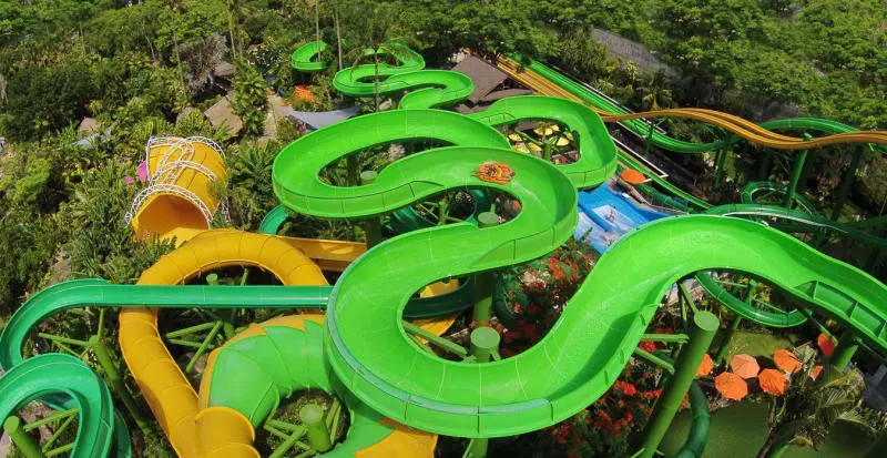 Đường trượt nước Waterbom Bali khuấy đảo cuối tuần s&ocirc;i động 5