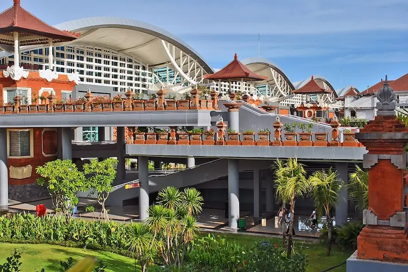 Giới thiệu về s&acirc;n bay Bali, cảng h&agrave;ng kh&ocirc;ng duy nhất tr&ecirc;n đảo 3