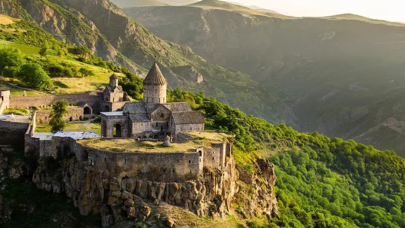 Hành trình về Armenia, miền đất Thánh nơi lịch sử và thiên nhiên giao hòa 7