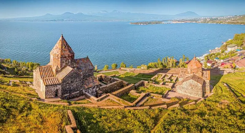 Hành trình về Armenia, miền đất Thánh nơi lịch sử và thiên nhiên giao hòa 10