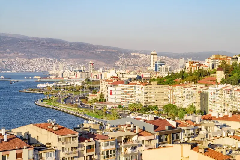 Izmir mang m&agrave;u sắc kh&aacute;c biệt b&ecirc;n v&ugrave;ng biển Aegean Thổ Nhĩ Kỳ 2