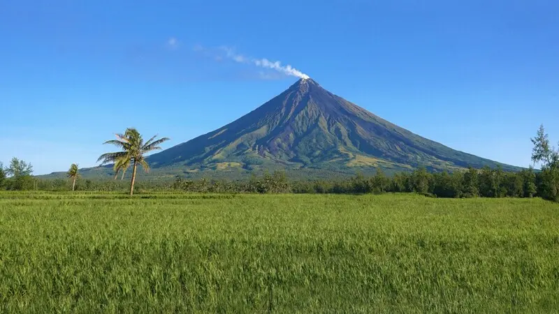 Kh&aacute;m ph&aacute; b&iacute; ẩn của Đảo Luzon c&ugrave;ng nhiều điểm đến độc đ&aacute;o 10