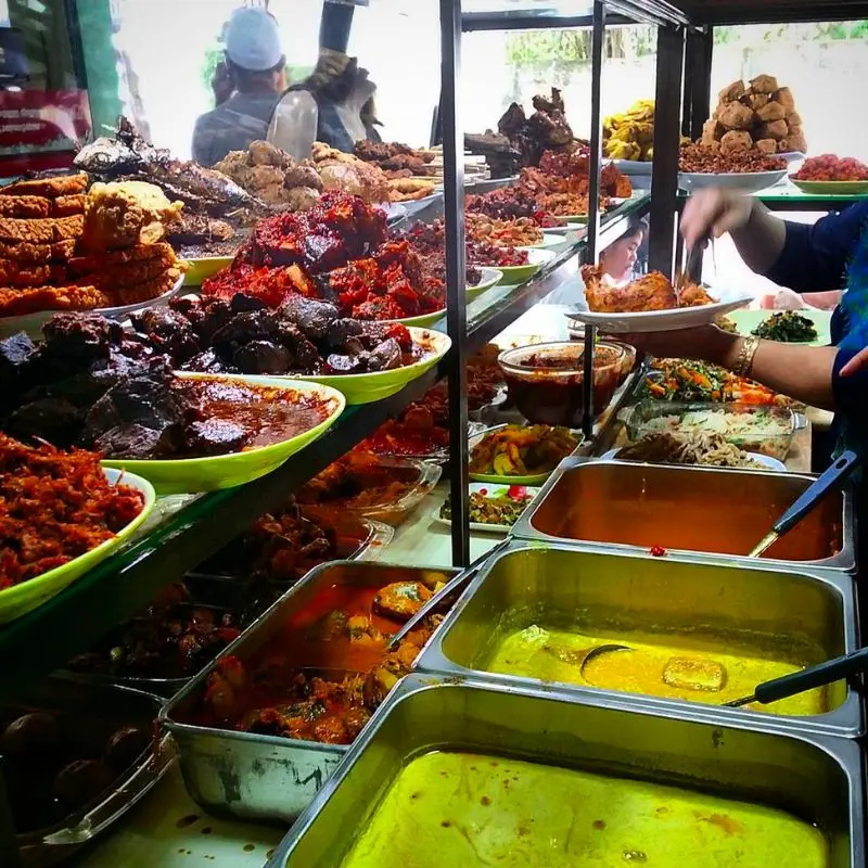 Kuta từ l&agrave;ng ch&agrave;i hoang vắng đến thi&ecirc;n đường du lịch Bali 12