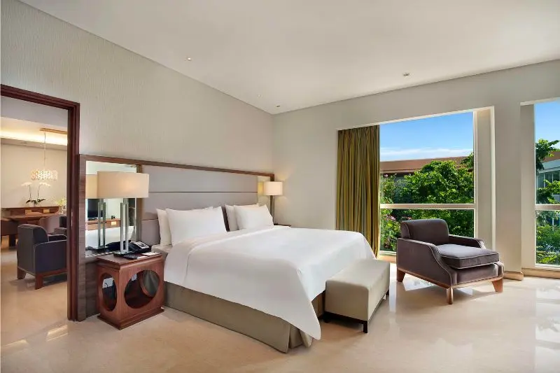 Kuta từ l&agrave;ng ch&agrave;i hoang vắng đến thi&ecirc;n đường du lịch Bali 5