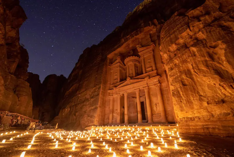 Kỳ quan thế giới hiện đại th&agrave;nh phố Petra Jordan cổ k&iacute;nh 9