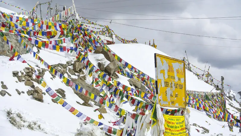 Ladakh: Vùng đất của những ngọn núi và thiên nhiên hoang sơ ở Ấn Độ 8