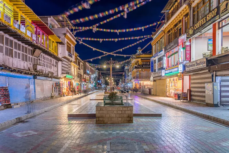 Ladakh: Vùng đất của những ngọn núi và thiên nhiên hoang sơ ở Ấn Độ 5