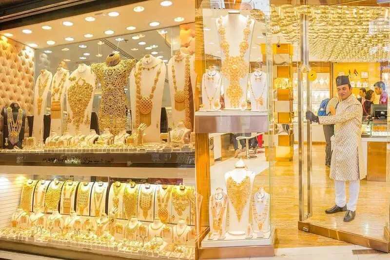 Lấp l&aacute;nh &aacute;nh kim nơi Chợ V&agrave;ng Dubai xa xỉ 9