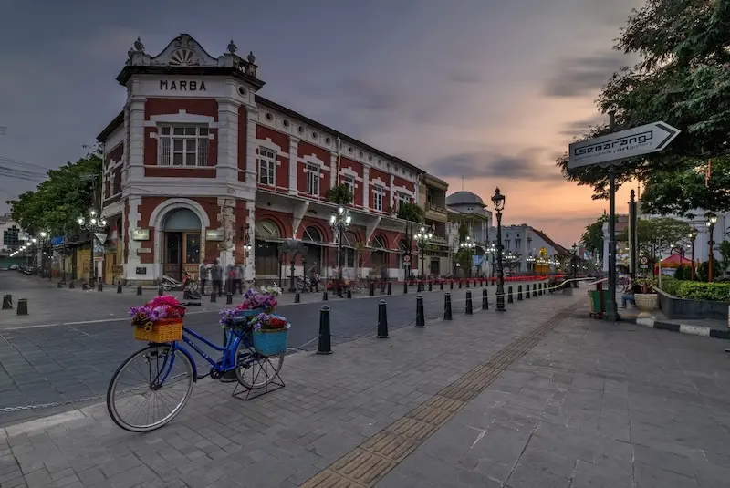 Phố cảng Semarang với văn h&oacute;a đa sắc m&agrave;u nơi bờ bắc đảo Java 4