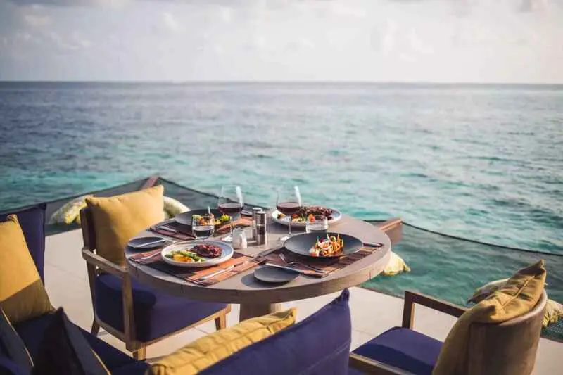 Sức h&uacute;t đảo Maafushi, vi&ecirc;n ngọc ẩn xinh đẹp của Maldives 12