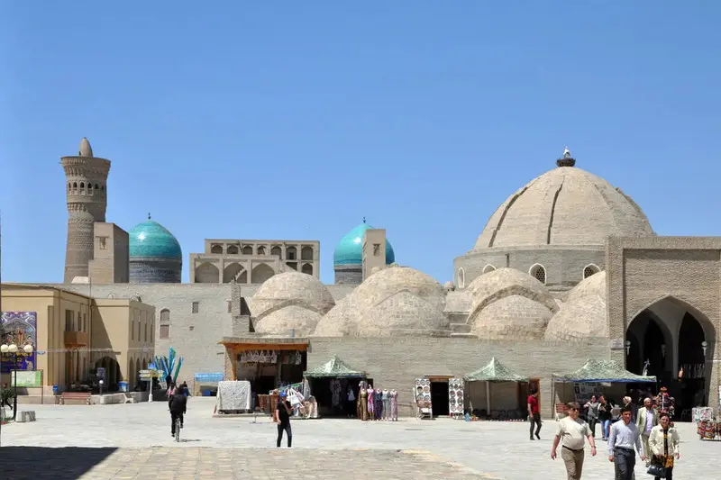 Th&agrave;nh phố Bukhara kho b&aacute;u lịch sử của Uzbekistan 10