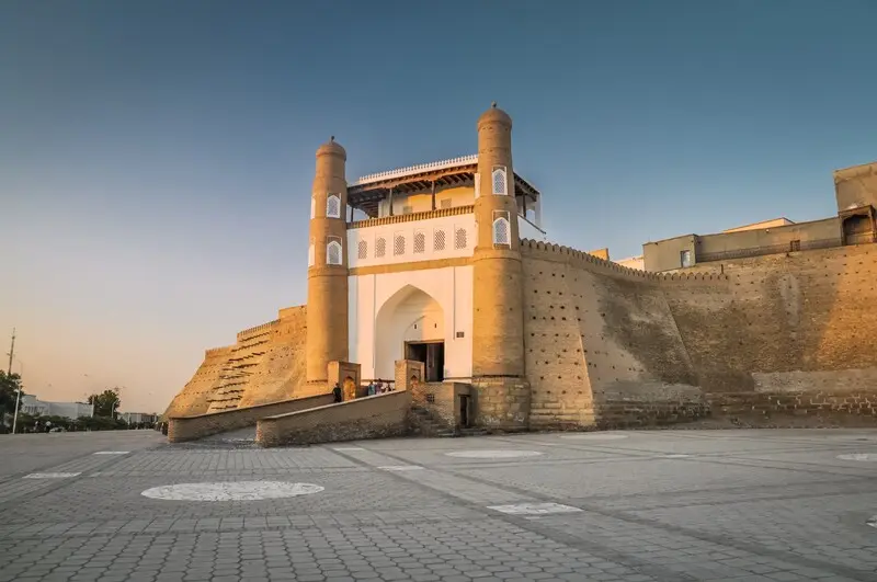 Th&agrave;nh phố Bukhara kho b&aacute;u lịch sử của Uzbekistan 5