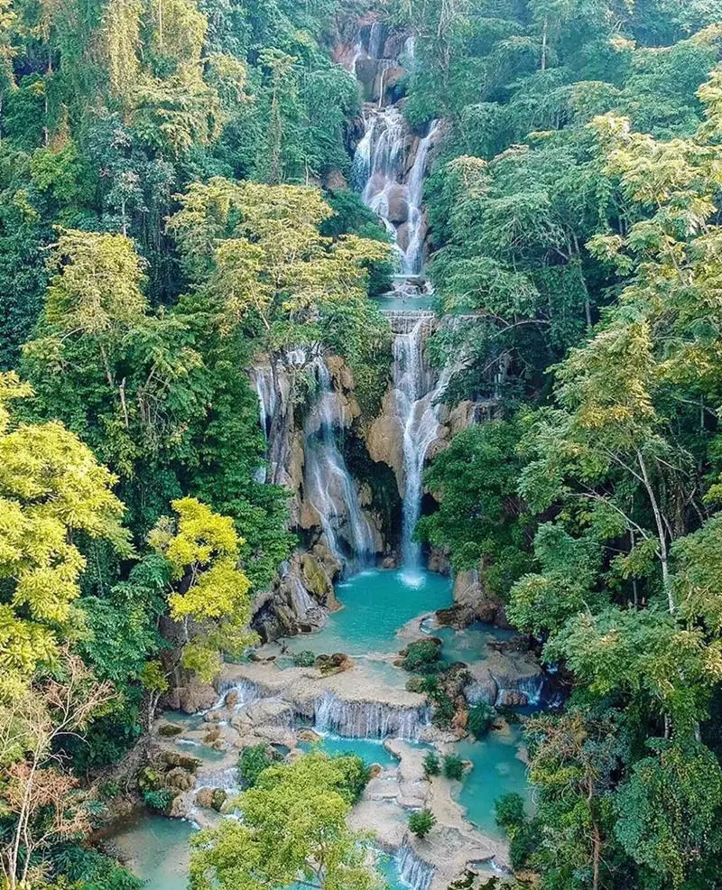Thành phố Luông Pha Băng cổ kính nằm bên dòng sông Mê Kong 9