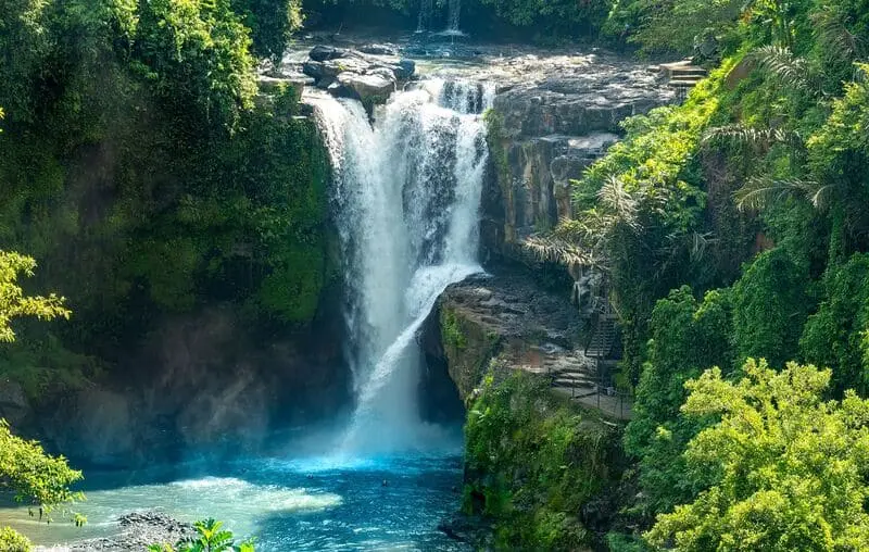 Trải nghiệm du lịch Ubud, nơi rực rỡ sắc m&agrave;u văn h&oacute;a bản địa Bali 4