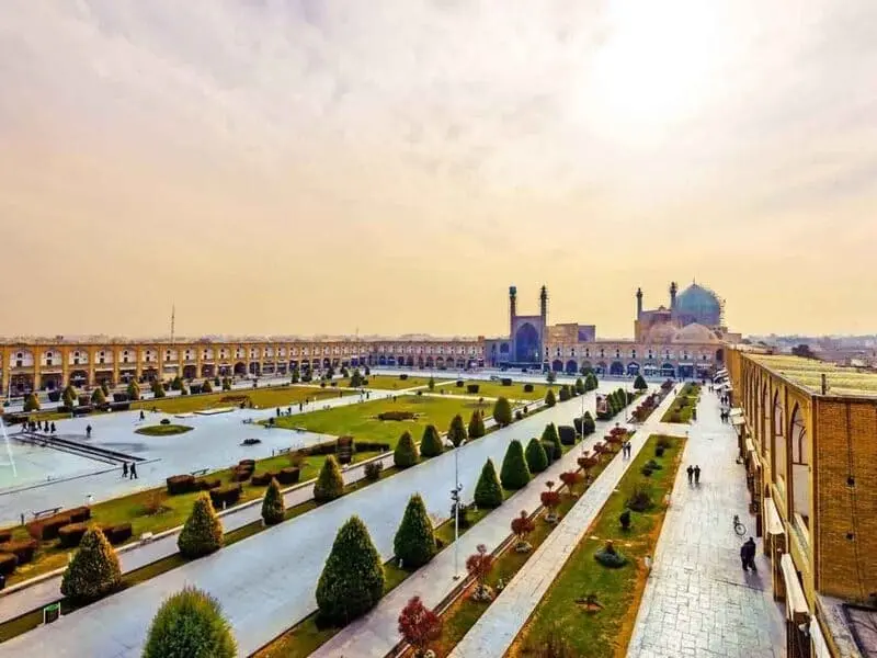 Về Isfahan thưởng thức giai điệu Ba Tư h&ugrave;ng tr&aacute;ng 4