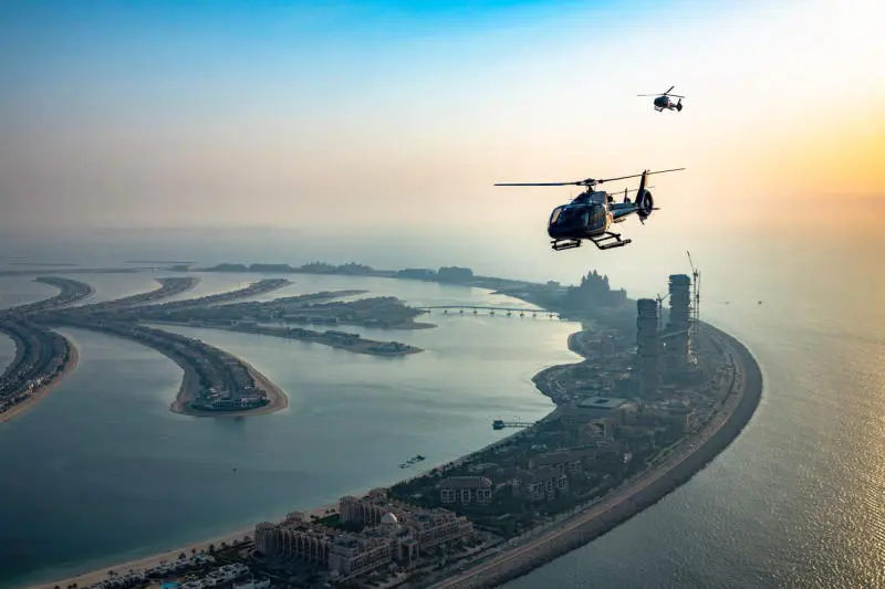 Vui chơi thỏa th&iacute;ch tại đảo cọ Palm Jumeirah đầy sức sống 10