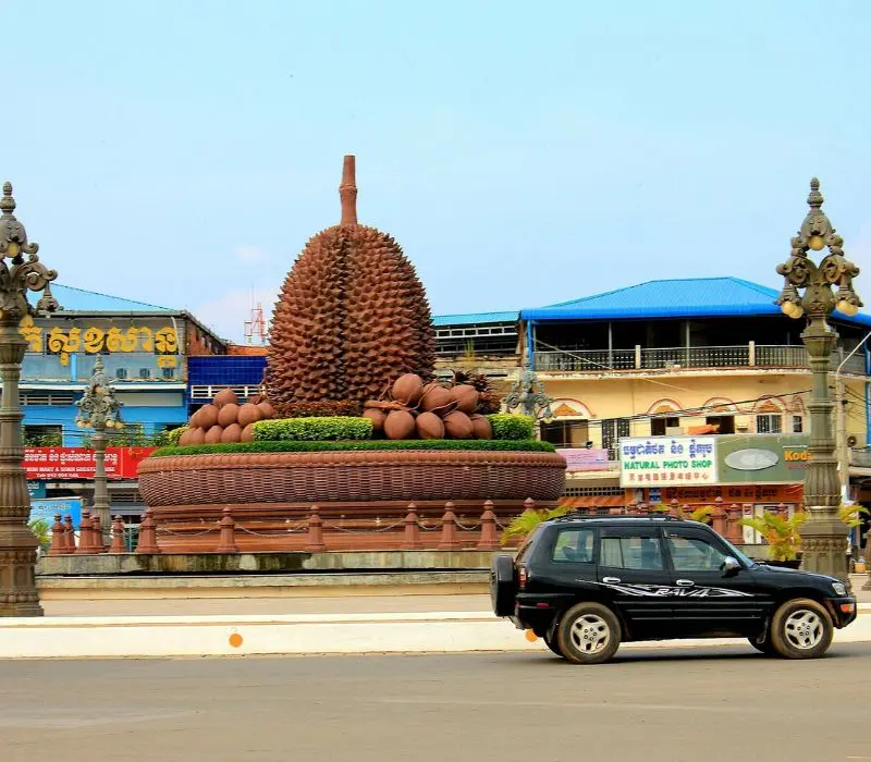 Sống chậm tại Kampot, thị trấn sầu riêng yên ả ở Campuchia
