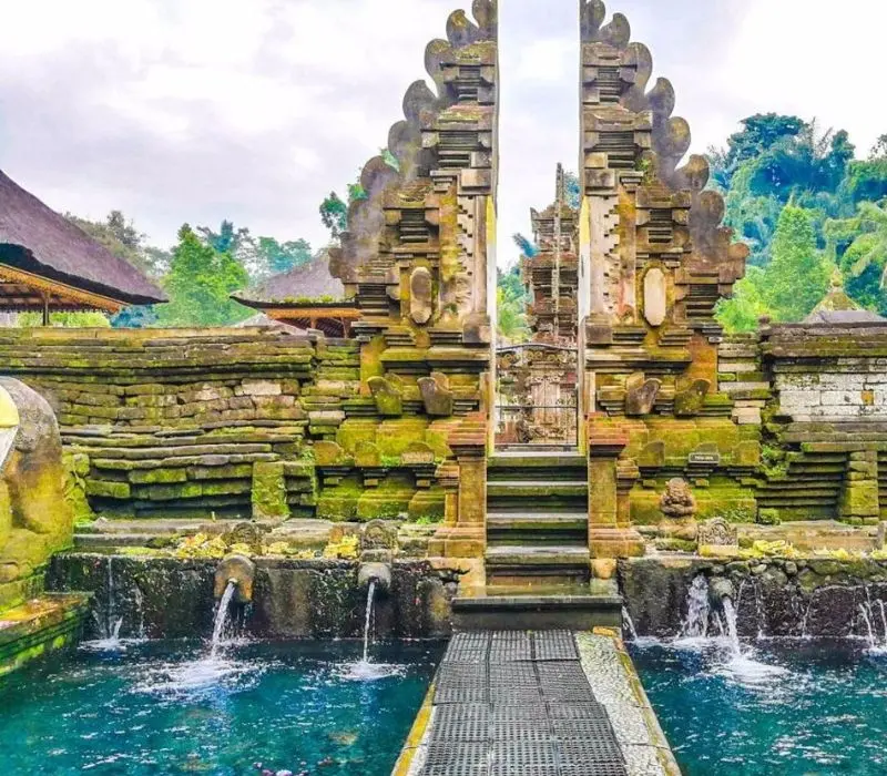 Tampark Siring và 10 điểm tham quan nổi tiếng xa gần