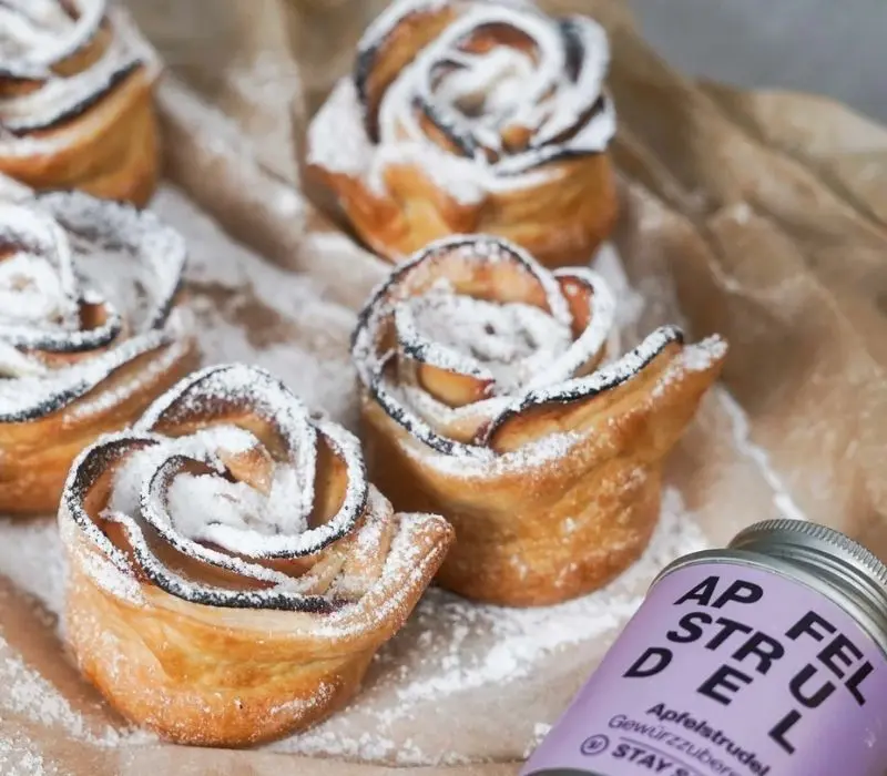 Apfelstrudel: Món tráng miệng huyền thoại của Vienna