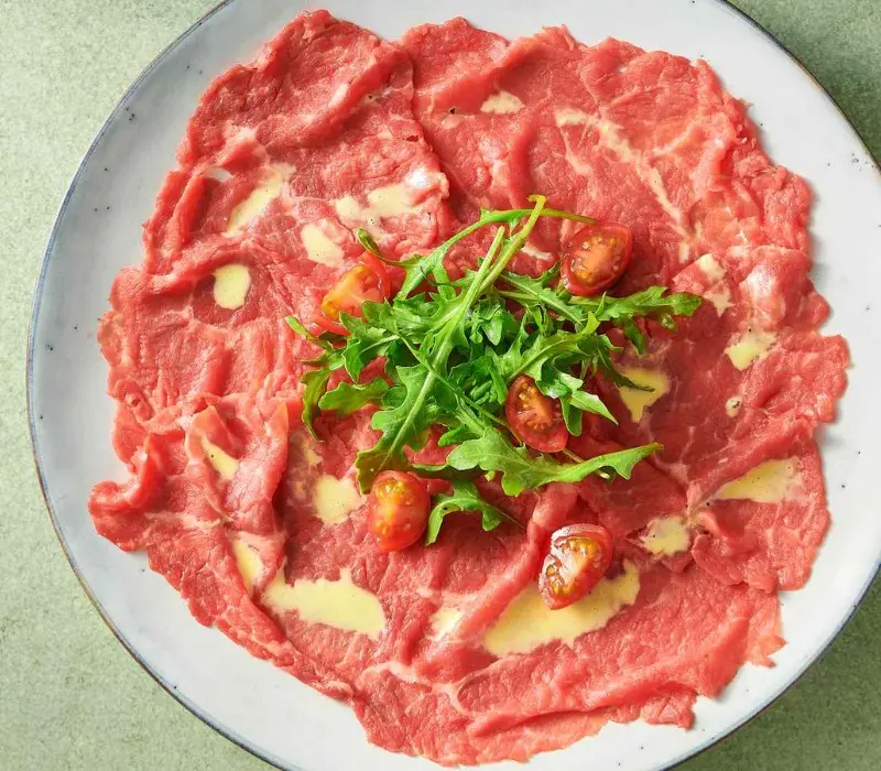 Carpaccio: Món ăn khai vị truyền thống nổi tiếng của Ý