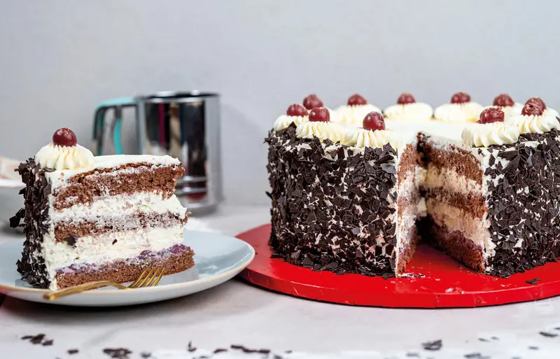 B&aacute;nh Black Forest: Hương vị ngọt ng&agrave;o trứ danh nước Đức 2
