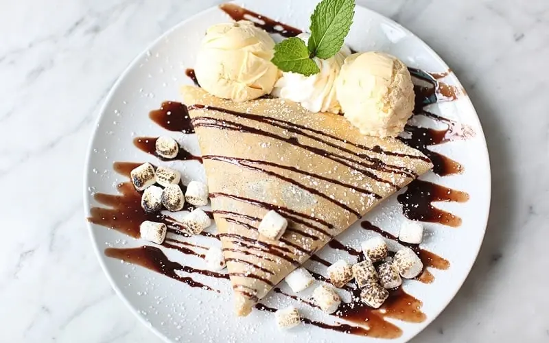B&aacute;nh Crepe Ph&aacute;p tinh hoa ẩm thực ch&acirc;u &Acirc;u 2