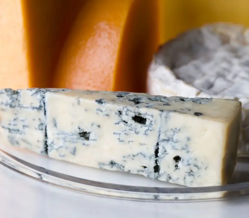 Chinh phục vị giác với Gorgonzola: Phô mai xanh trứ danh của Ý 6