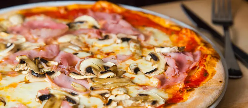 Kh&aacute;m ph&aacute; m&oacute;n Pizza &Yacute;: Đặc điểm v&agrave; c&aacute;c loại pizza 8