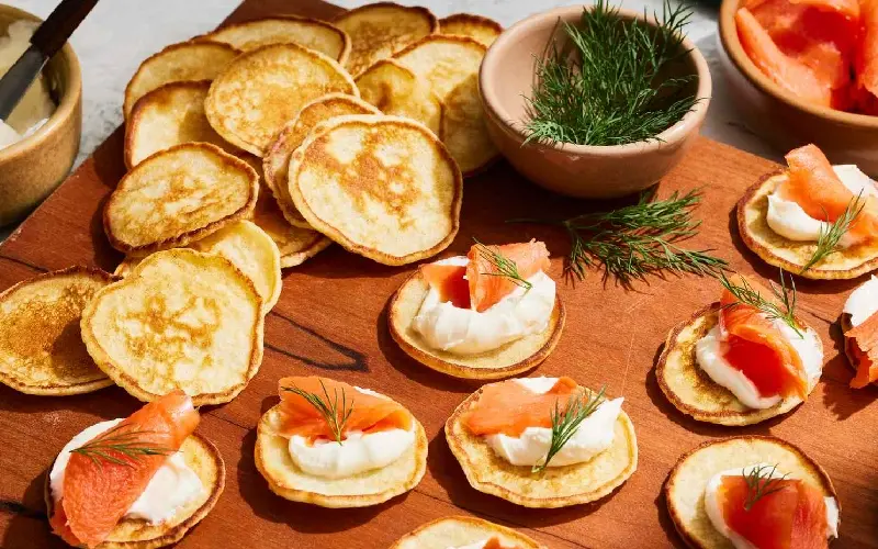 Kh&aacute;m ph&aacute; thế giới qua 11 m&oacute;n b&aacute;nh kếp độc đ&aacute;o v&agrave; hấp dẫn 10