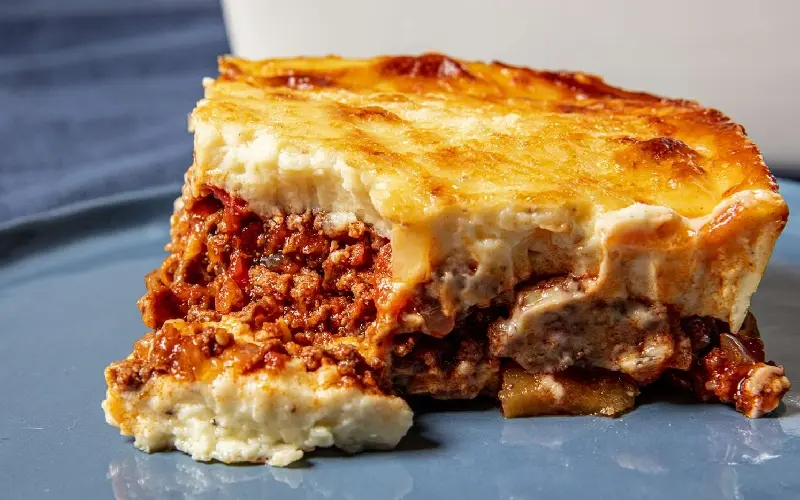 Moussaka: M&oacute;n c&agrave; t&iacute;m nướng kiểu Hy Lạp khiến bạn kh&oacute; cưỡng 4