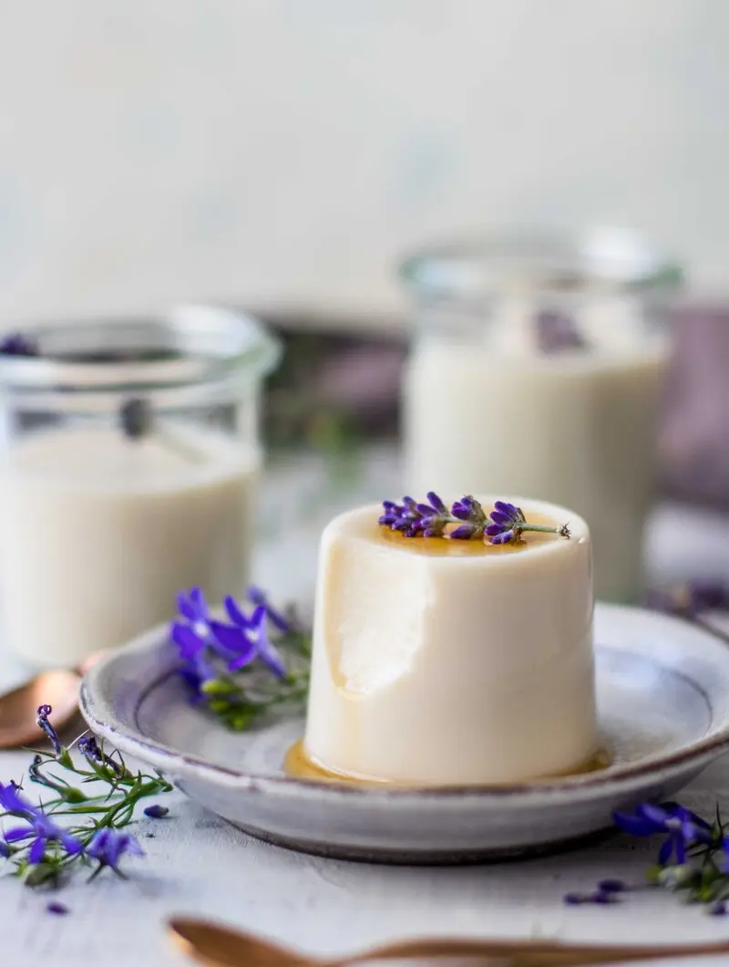 Panna Cotta l&agrave; g&igrave;? C&ocirc;ng thức l&agrave;m chuẩn vị kiểu &Yacute; 10